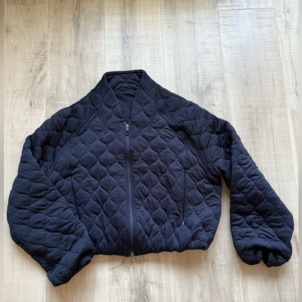 Lululemon Quilted Bomber Jacke